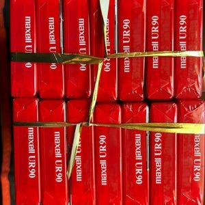 Maxell UR 90 Normal Bias Blank Cassette Tape, New, never opened.